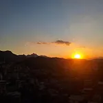 Casa Por Do Sol Entardecer